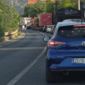 Poginuo pješak dok je pretrčavao magistralu M-17, saobraćaj potpuno obustavljen