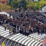 Sramotne scene u Beogradu: Navijači Partizana veličali Ratka Mladića pred gostima iz Novog Pazara